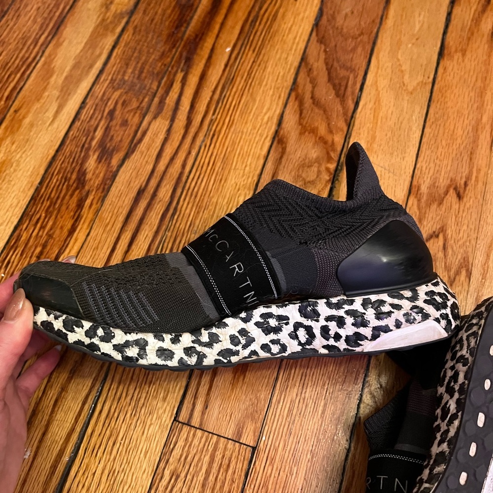 Stella McCartney x Adidas Women’s Ultraboost Leopard Print Sneakers Sz 6.5